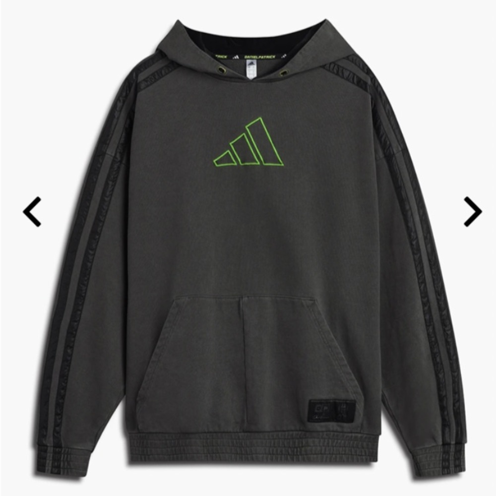 Adidas Hoodie. Sz L.